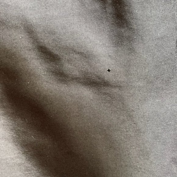 ADIDAS BASKETBALL SHORTS SIZE L - Picture 5 of 5